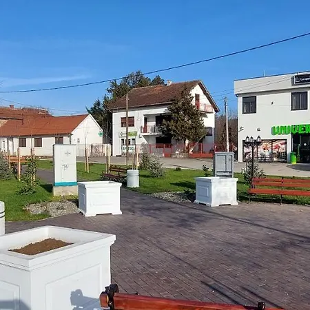 Lux Novi Park