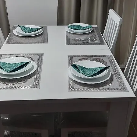 Lux Novi Park Apartmán