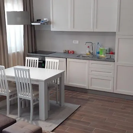 Lux Novi Park Apartament