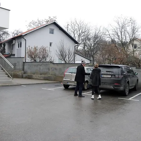 Lux Novi Park *