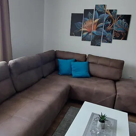 Lux Novi Park * Vrdnik