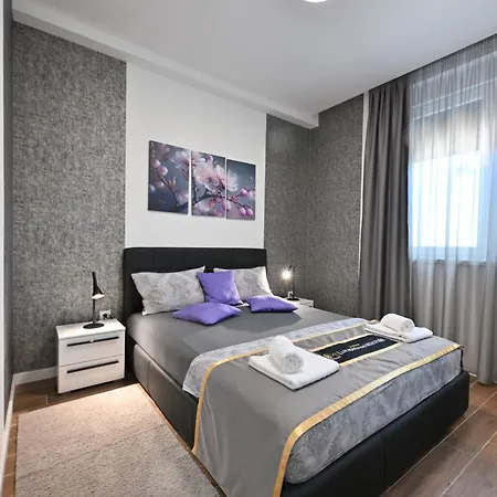 Lux Novi Park Apartament Vrdnik