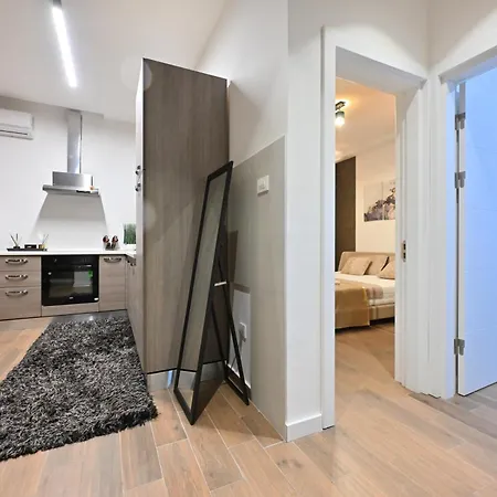 Apartament Lux Novi Park *