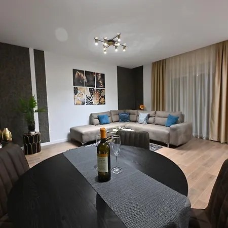 Lux Novi Park Vrdnik