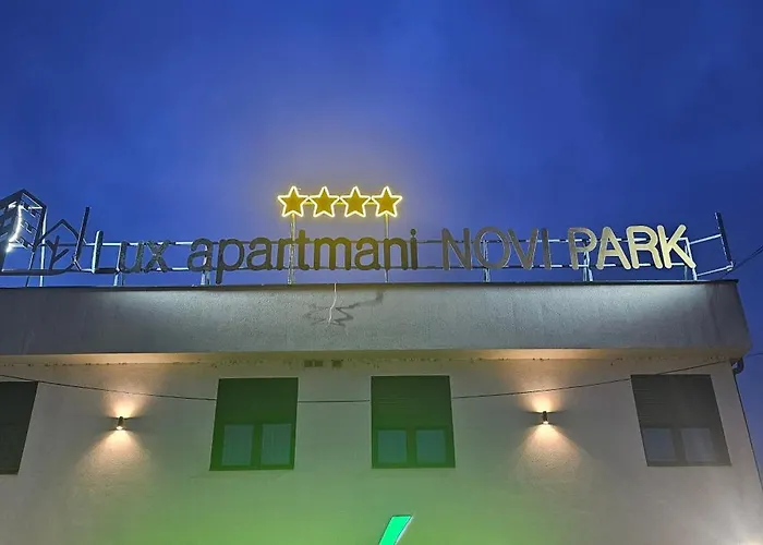 Lux Novi Park *